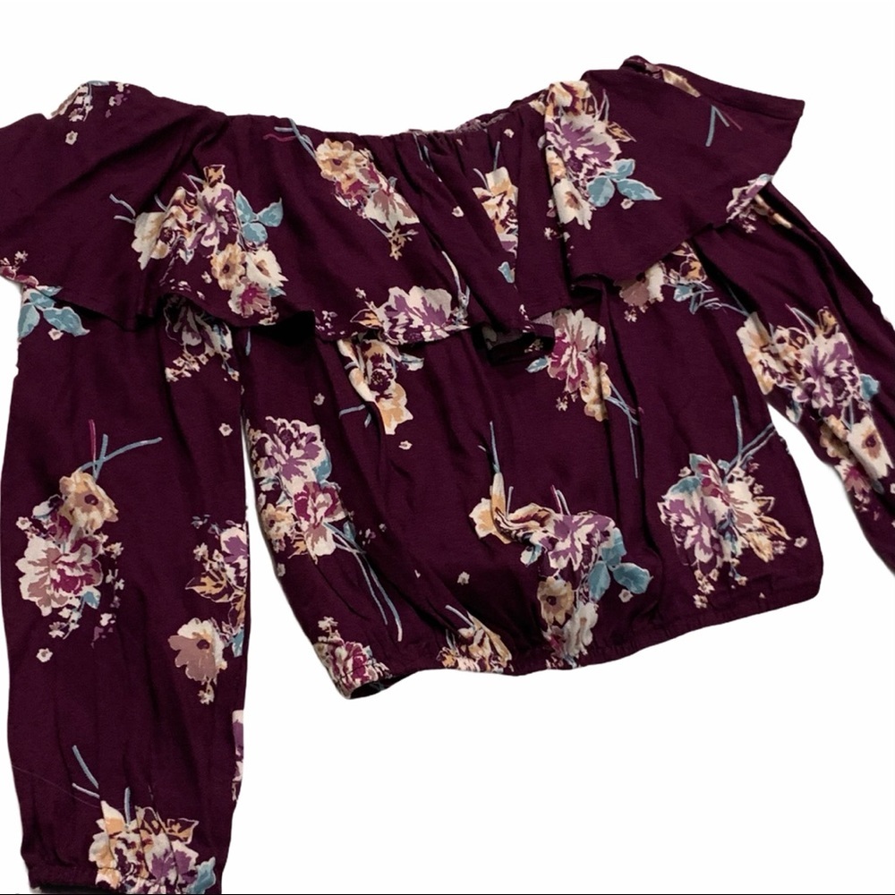 NWT ONE CLOTHING Off The Shoulder Ruffled Crop Top - Picture 2 of 8